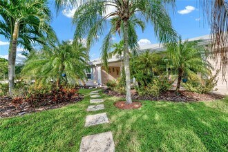 14825 SW 149th Ct in Miami, FL - Building Photo - Building Photo