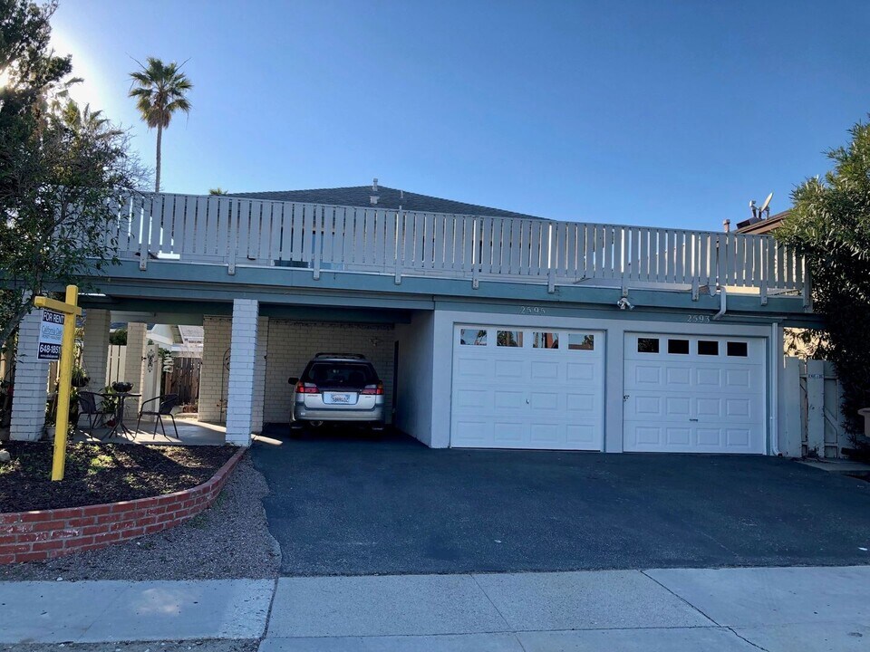 2593-2595 Bayshore Ave in Ventura, CA - Building Photo