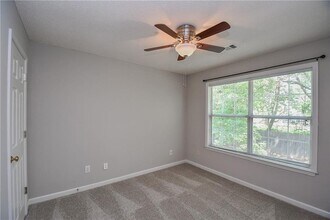 11765 Carriage Park Ln in Duluth, GA - Building Photo - Building Photo