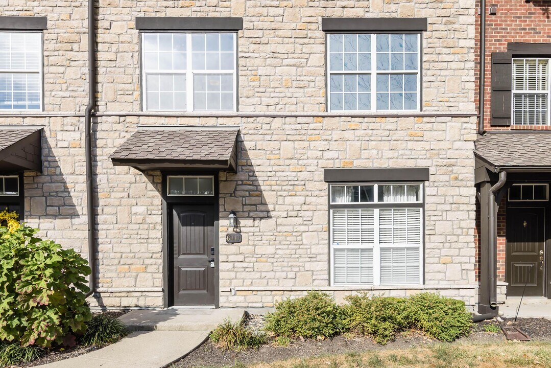 6010 Inishmore Ln in Dublin, OH - Building Photo