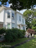 126 Lake Ave in Ocean Grove, NJ - Building Photo