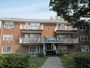 Landing Heights in Rochester, NY - Foto de edificio - Building Photo