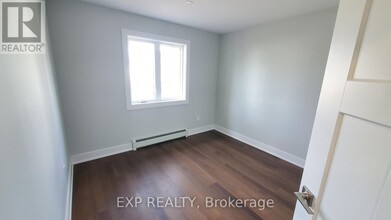 642 West St in Prescott, ON - Building Photo - Building Photo