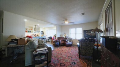 2108 W Stone St in Fayetteville, AR - Building Photo - Building Photo