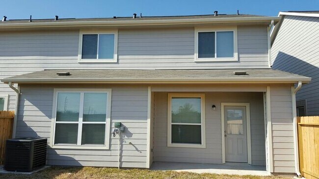 2843 Silver Tree in Houston, TX - Building Photo - Building Photo