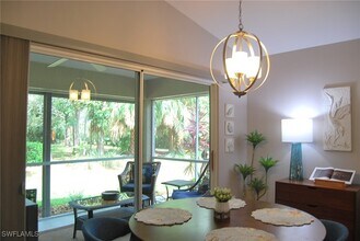 3630 Stone Way in Estero, FL - Foto de edificio - Building Photo