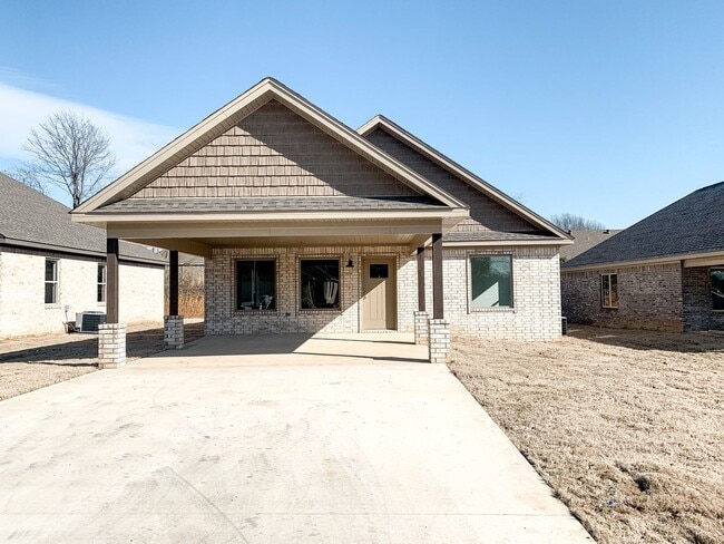 property at 260 Wolf Den Dr