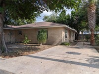 1112 Upas Ave in McAllen, TX - Foto de edificio - Building Photo