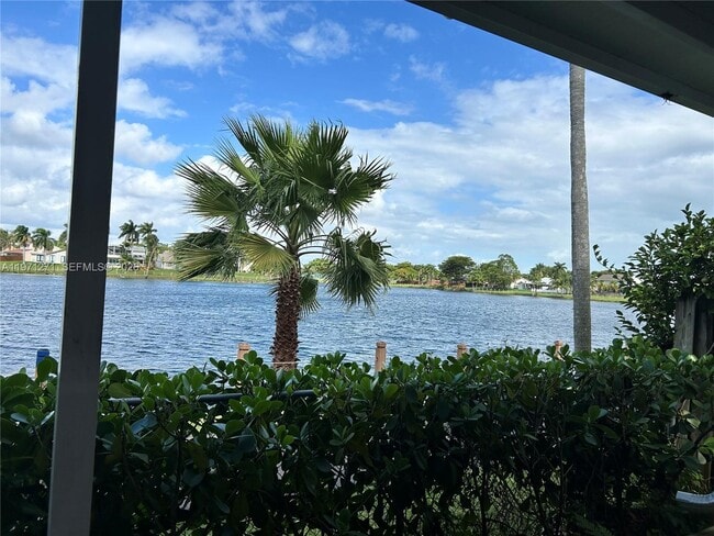 9917 SW 221st Terrace in Cutler Bay, FL - Building Photo - Building Photo