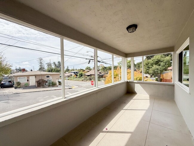 4400 Virginia Ave in Oakland, CA - Building Photo - Building Photo
