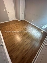 32 Cottage St in Bangor, ME - Building Photo - Building Photo