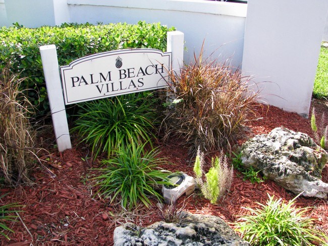 4201 S Ocean Blvd-Unit -J7 in South Palm Beach, FL - Building Photo - Building Photo