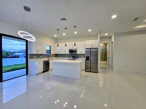 2904 23rd St SW in Lehigh Acres, FL - Building Photo - Building Photo