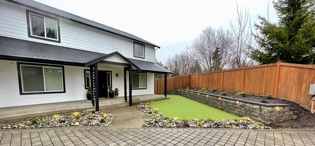 property at 19619 116th Ave SE