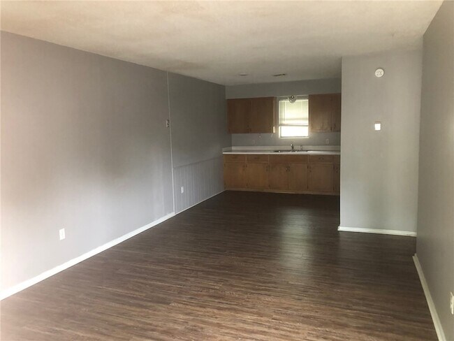 300-302 W Benton St in Siloam Springs, AR - Building Photo - Building Photo