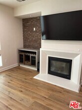 10609 Bloomfield St in Los Angeles, CA - Building Photo - Building Photo