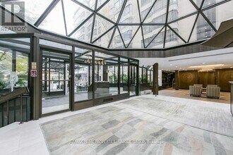 211 St Patrick St in Toronto, ON - Building Photo - Building Photo