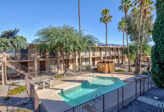 Vista Hermosa Apartments