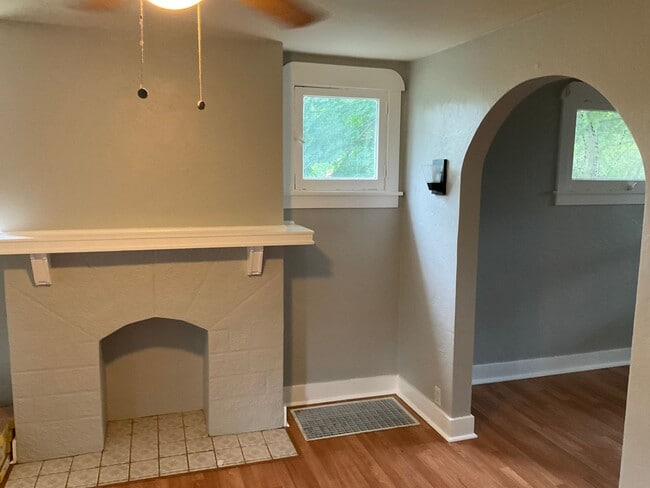 1018 Bellaire Ave in Pittsburgh, PA - Building Photo - Building Photo