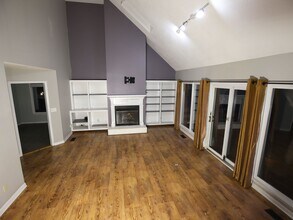 104 Victoria Dr in Madison, AL - Building Photo - Building Photo