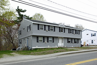 33-35 Birch St in Derry, NH - Building Photo - Building Photo