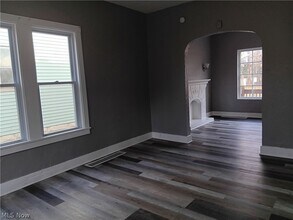1124 E 114th St in Cleveland, OH - Building Photo - Building Photo