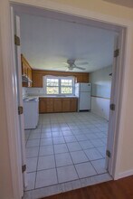 1 Town House Ln, Unit 2 in Acton, MA - Foto de edificio - Building Photo