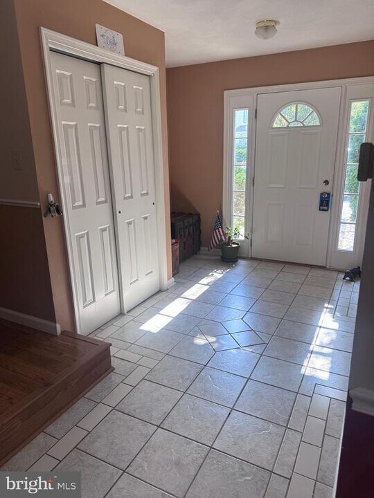 407 Navajo Dr in Royersford, PA - Building Photo