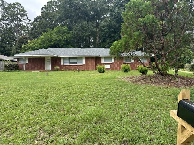 property at 511 Pinehill Rd