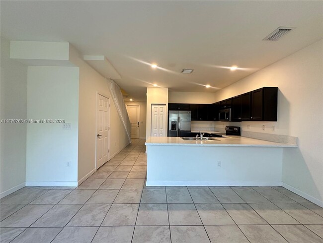 11422 SW 250th St in Homestead, FL - Building Photo - Building Photo