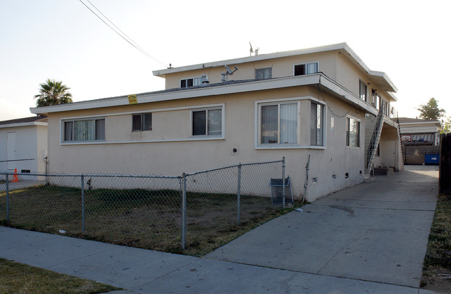 11512 Oxford Ave in Hawthorne, CA - Building Photo - Building Photo