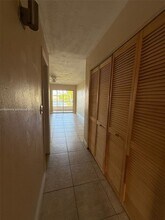 18707 NE 2nd Ave in Miami, FL - Foto de edificio - Building Photo