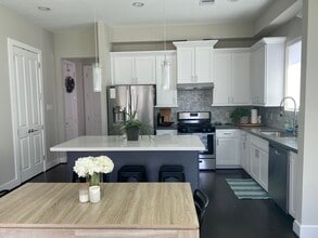 2413 Chapman St in Houston, TX - Building Photo - Building Photo