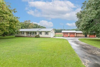 3518 Lee Ave in Sanford, NC - Building Photo - Building Photo