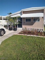 20711 Port Dr in Estero, FL - Building Photo