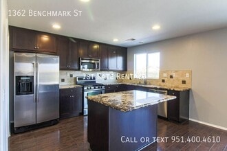 1362 Benchmark St in Beaumont, CA - Building Photo - Building Photo