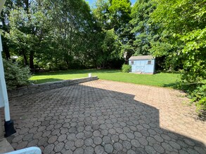 678 Bartholomew Rd in Middletown, CT - Building Photo - Building Photo