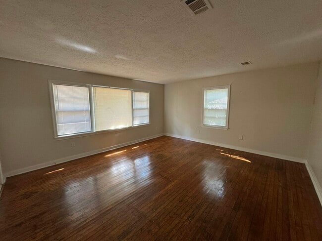 756 Kensington Pl in Jackson, MS - Building Photo - Building Photo