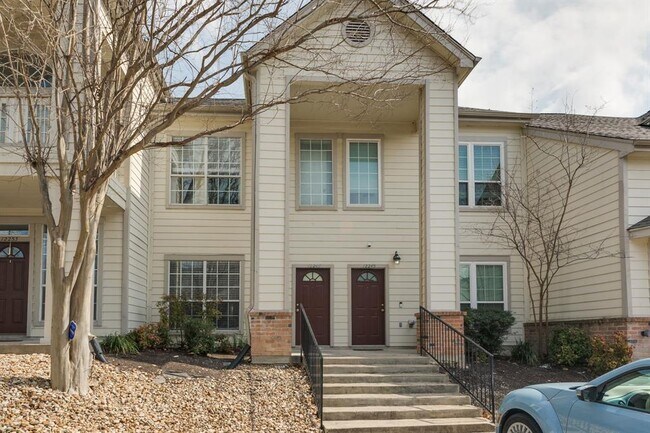 property at 12249 Abbey Glen Ln