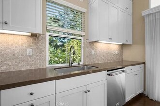 124 Hayseed in Irvine, CA - Building Photo - Building Photo