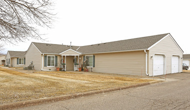 Countryside Cottages in Saint Michael, MN - Building Photo - Building Photo