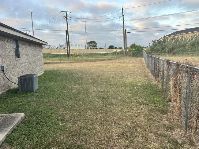 2810 Alma Dr in Killeen, TX - Building Photo - Building Photo