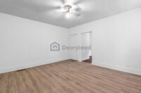 918 W 8th St, Unit Apt 2 in Dallas, TX - Building Photo - Building Photo