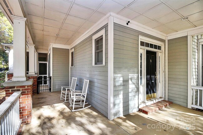 703 E 9th St in Charlotte, NC - Building Photo - Building Photo