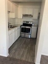 Canyon Greens in Phoenix, AZ - Building Photo