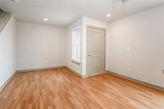 3412 SW Vel Mews in Bentonville, AR - Building Photo - Building Photo
