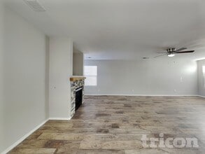 7609 Snowy Egret Ct NW in Albuquerque, NM - Building Photo - Building Photo