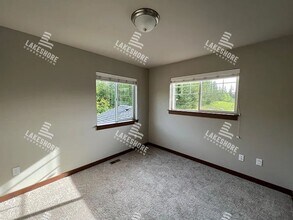 29517 97th St SE in Monroe, WA - Foto de edificio - Building Photo