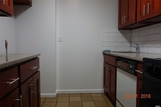 138-35 Elder Ave-Unit -10K in Queens, NY - Building Photo - Building Photo