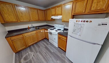 310 Tappan St in Brookline, MA - Building Photo - Building Photo